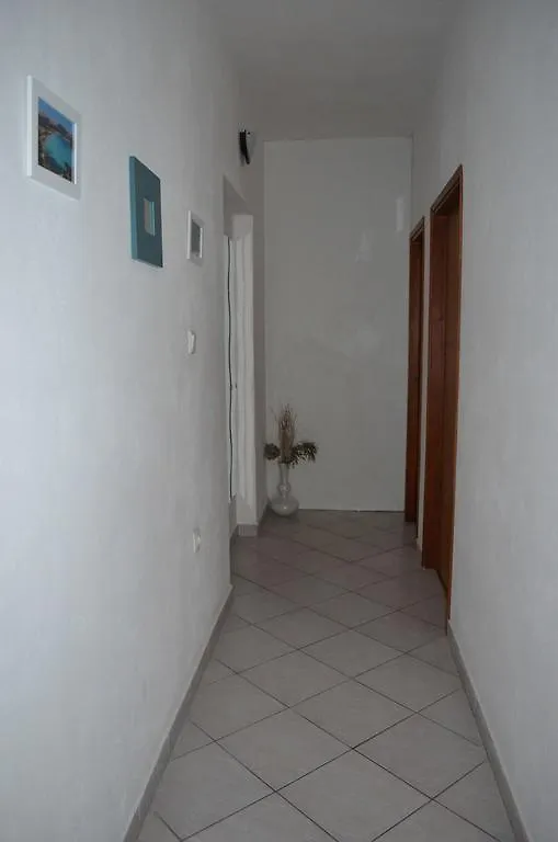 Apartments Sersic Baska  Baska (Krk)
