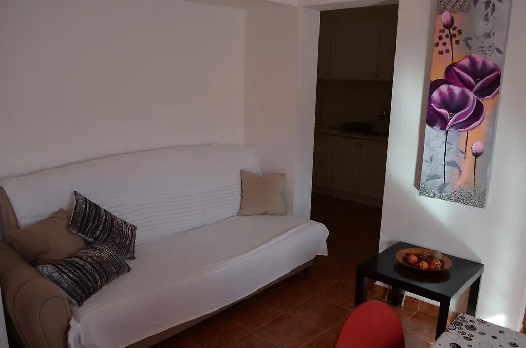 Apartments Sersic Baska 0*, Baska (Krk) Croatia