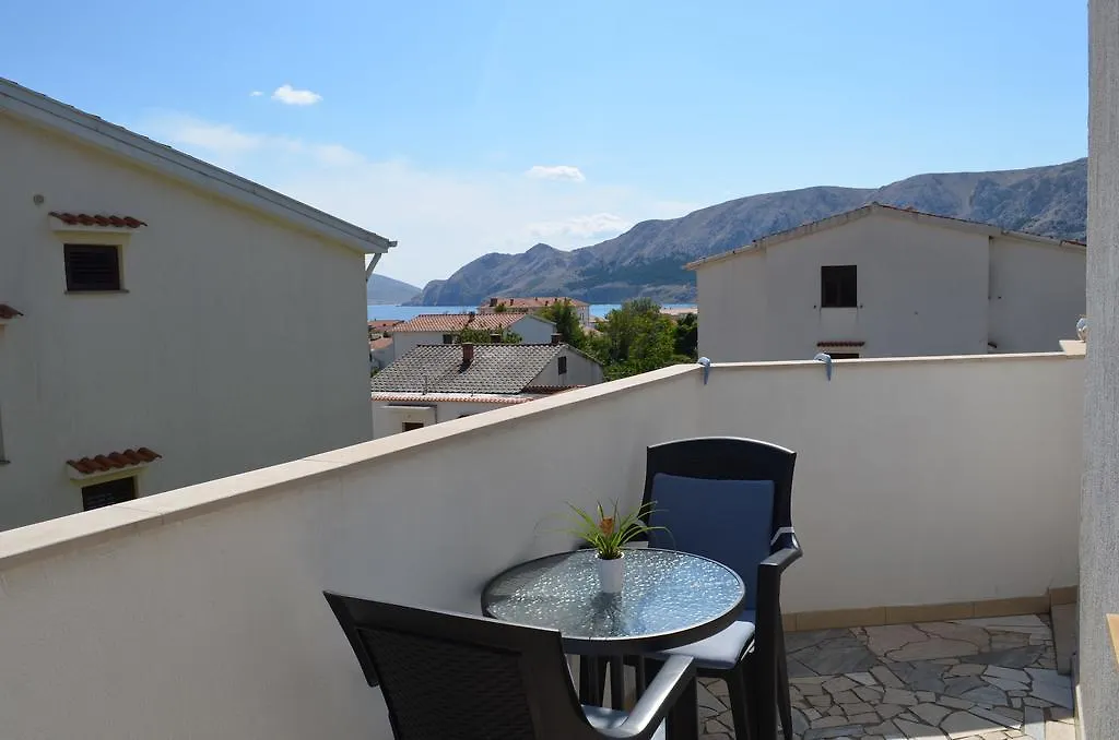 Apartments Sersic Baska 0*, Baska (Krk)