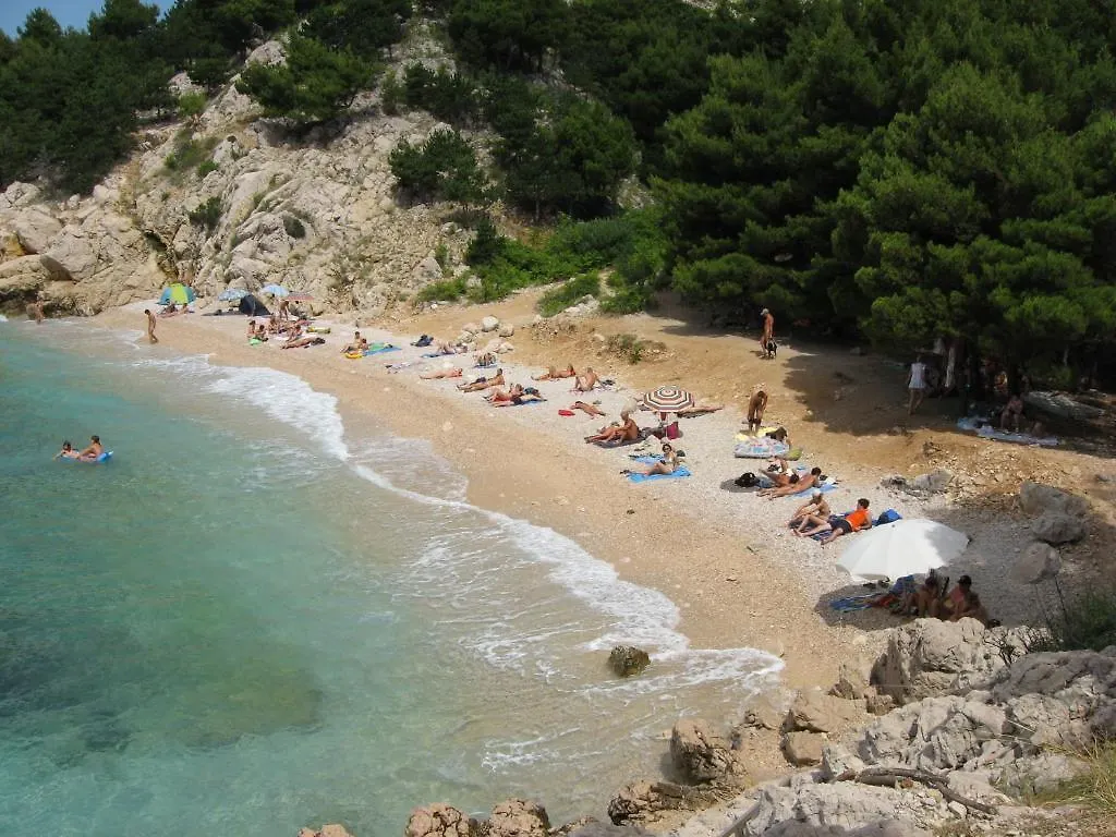 Apartments Sersic Baska
